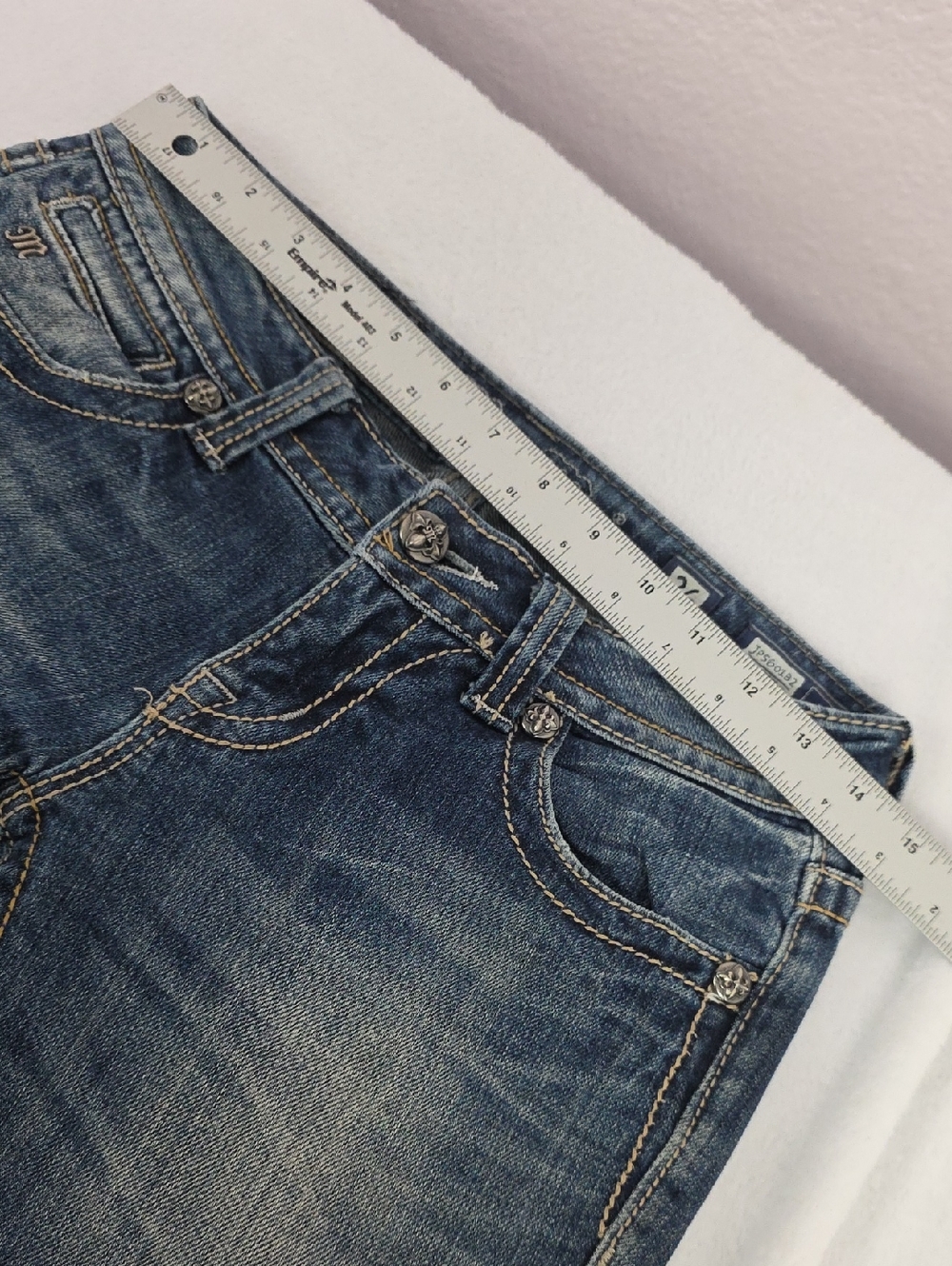 Miss Me Blue Denim Embroidered Bling Low Rise Bootcut Jeans Size 26 - Picture 5 of 11